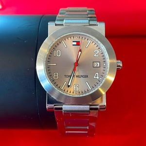 Tommy Hilfiger Mens Stainless Steel Water Resistant Watch